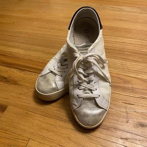 D.A.T.E. Black + White Leather Sneakers — Hill Low Top